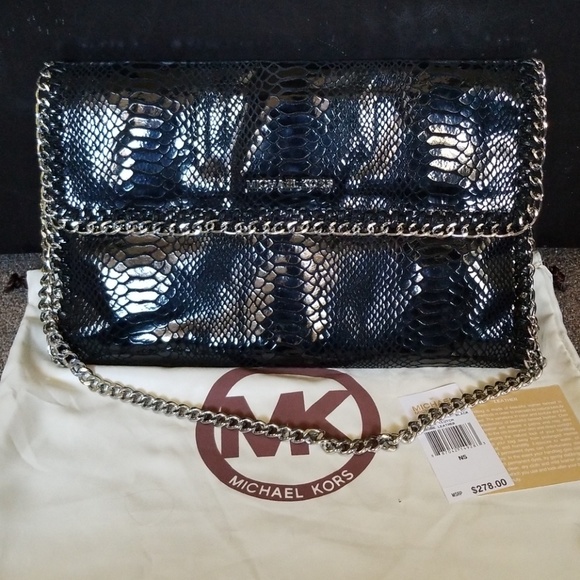 Michael Kors Chelsea Python Embossed Clutch Black - Picture 3 of 8